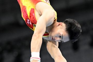 世俱杯分组-冷门频出！体操战况跌宕起伏的简单介绍