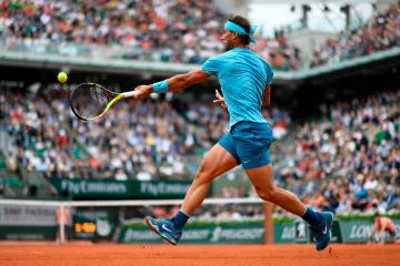 世俱杯决赛-法网鏖战戴维斯杯，蒂姆刷新纪录