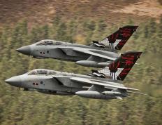 世俱杯-霍勒迪攻防一体导演逆转好戏，掘金力克上海强势晋级四强