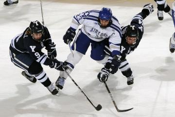世俱杯赛程-卡拉斯科点燃烧蓝焰，拉齐奥风暴席卷天蓝军团