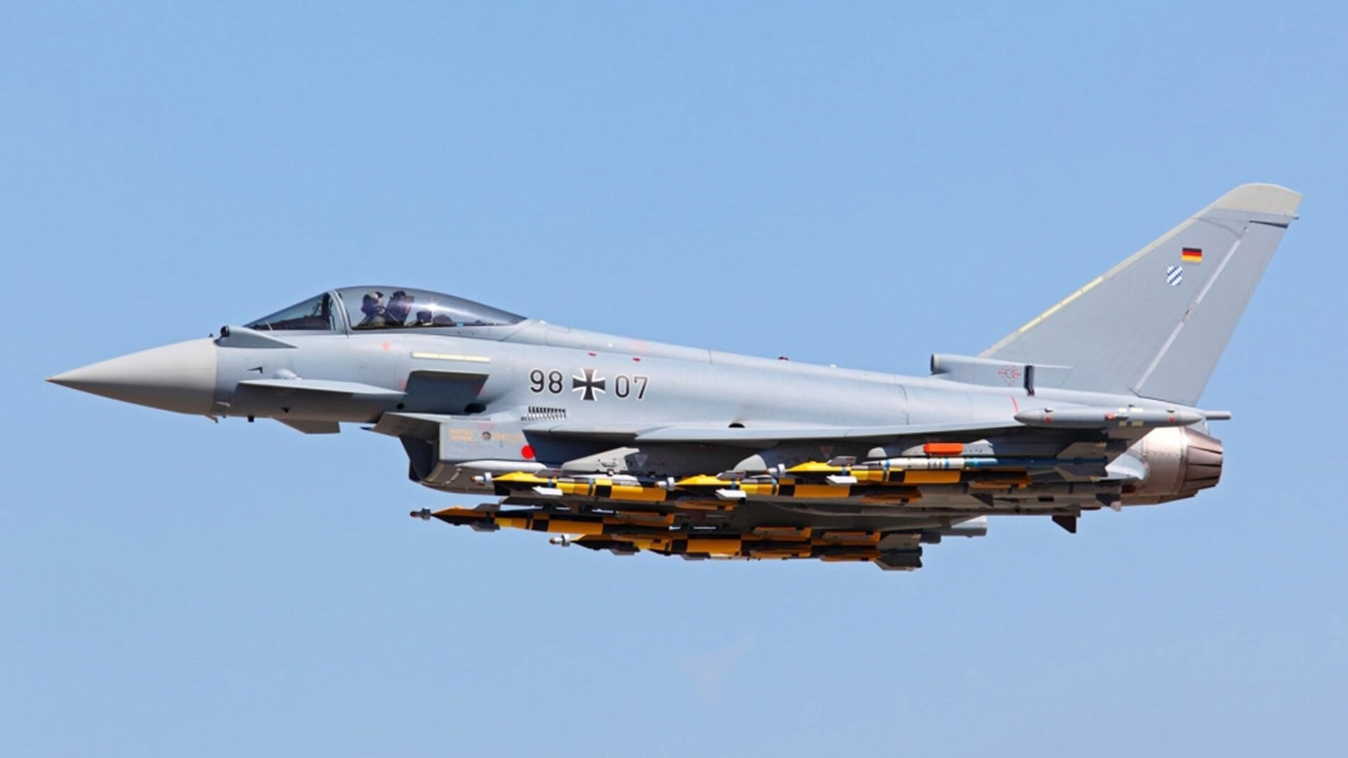 世俱杯赛程-F1新赛季揭幕战之夜,马克西在重压之下的破晓逆袭