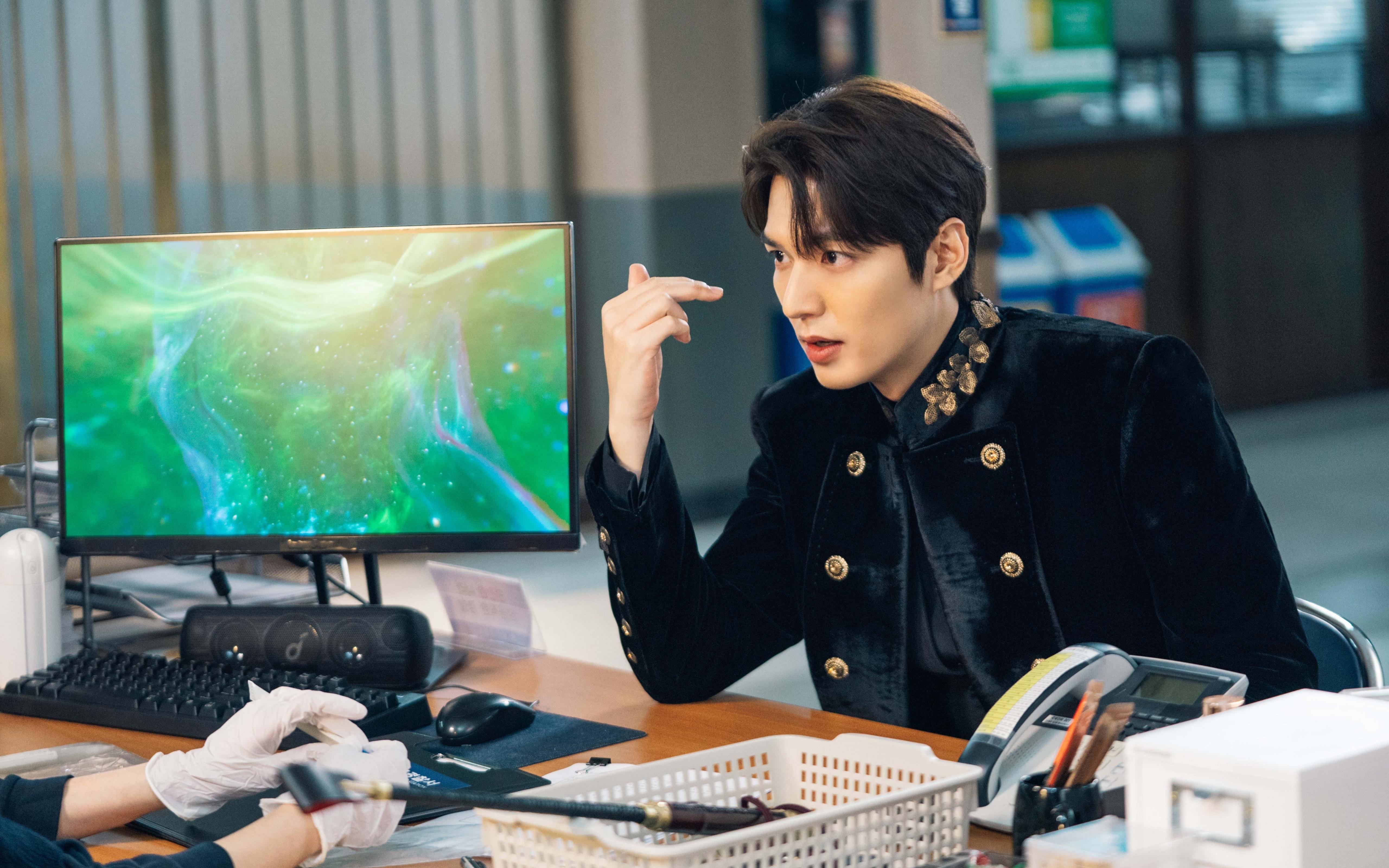 世俱杯-魔术制霸奇才？詹姆斯一锤定音改写剧本